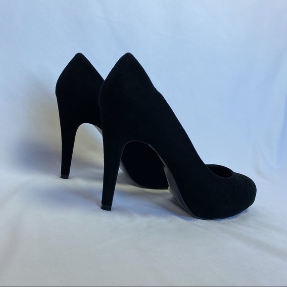 Steve Madden black velvet heels - Picture 2 of 7